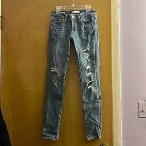Levi’s Skinny Jeans- Size 24
